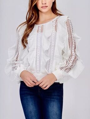 Garcia White Frill Detail Long Sleeve Beautiful Top Women’s Size Large With Cami